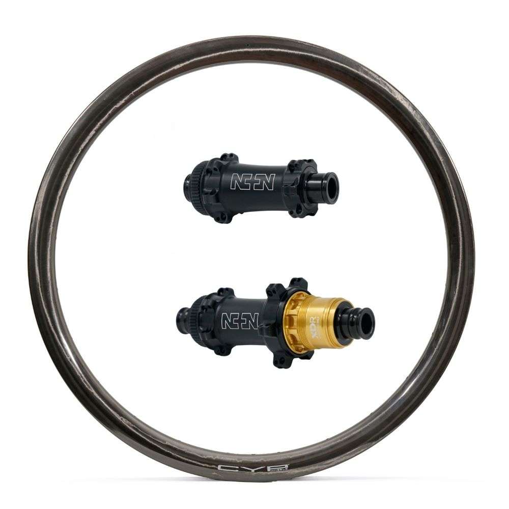 CYP Felix 38 NonPlus Components All-Road CL Black